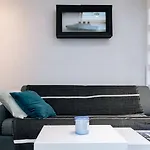 Ferienhaus Modern 1 Bedroom Near Eiffel Tower