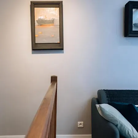 Modern 1 Bedroom Near Eiffel Tower