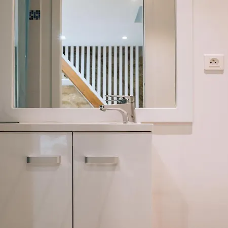 Modern 1 Bedroom Near Eiffel Tower Casa vacanze *