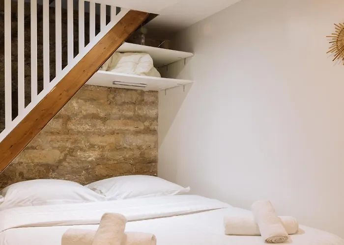 Modern 1 Bedroom Near Eiffel Tower