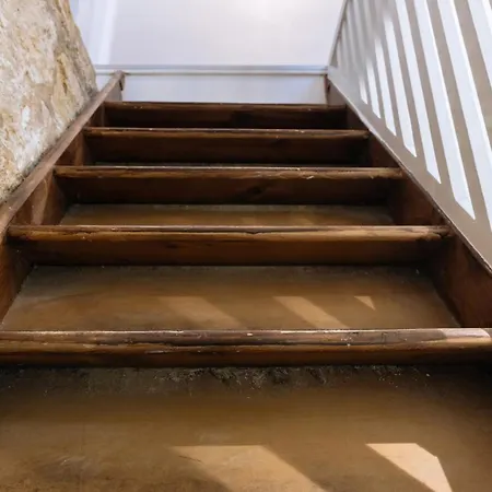 Modern 1 Bedroom Near Eiffel Tower Paryż